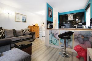 Photo 6- click for photo gallery